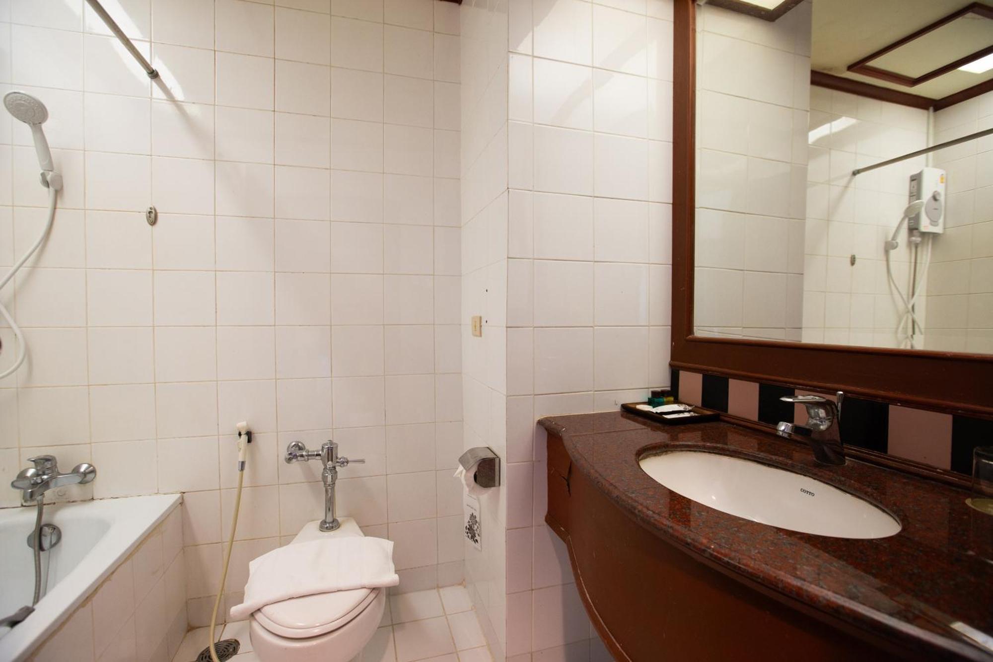 The Imperial Narathiwat Hotel Room photo